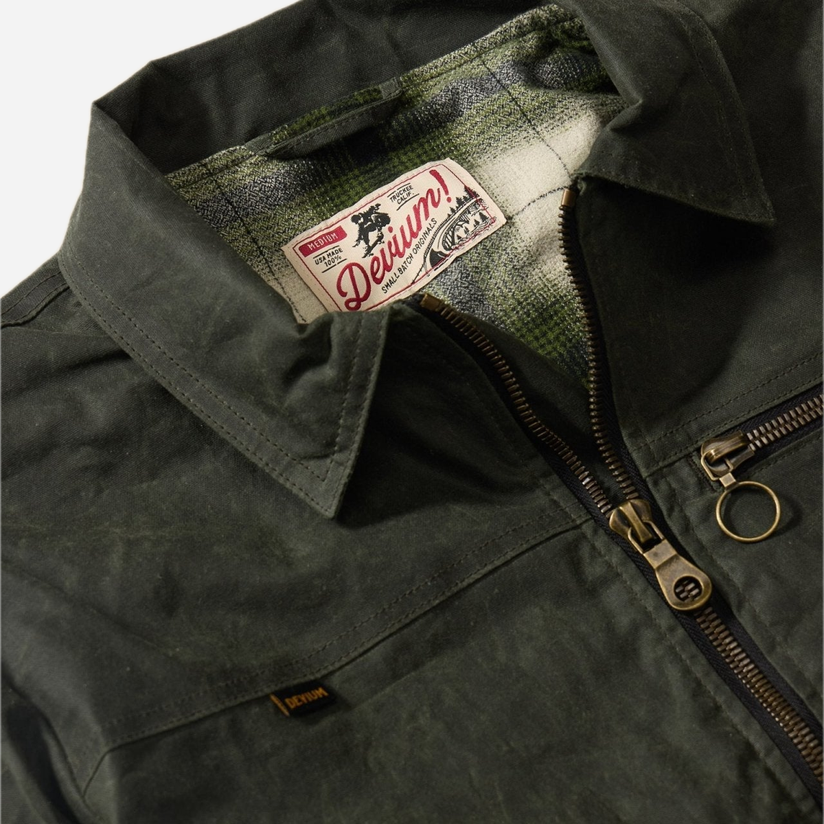 Overdrive Waxed Canvas Trucker Jacket — Seaweed, collar detail view