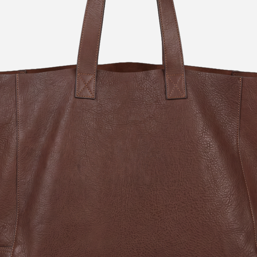 Seven Hills Massie Tote, Heritage Chocolate, leather stitching, handle or zipper detail