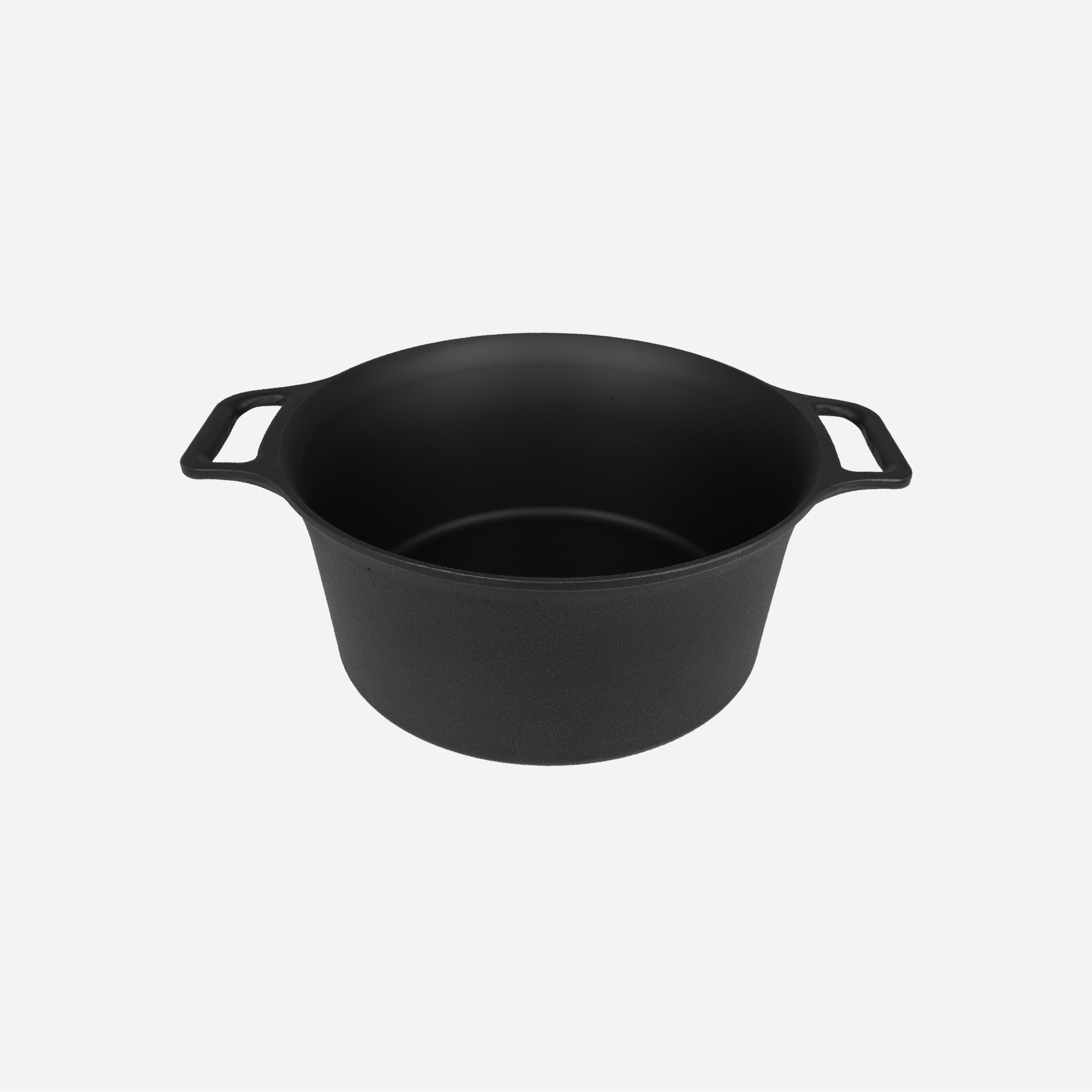 No. 10 Dutch Oven — angle without lid