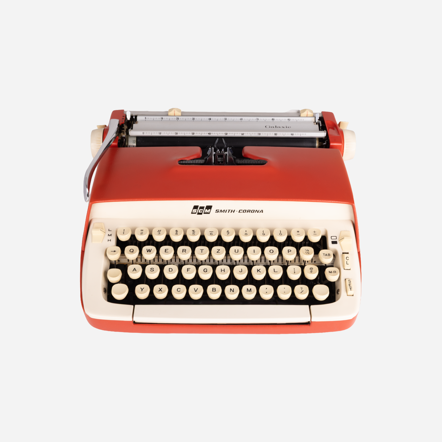 Vintage 1959 Smith-Corona Galaxie typewriter